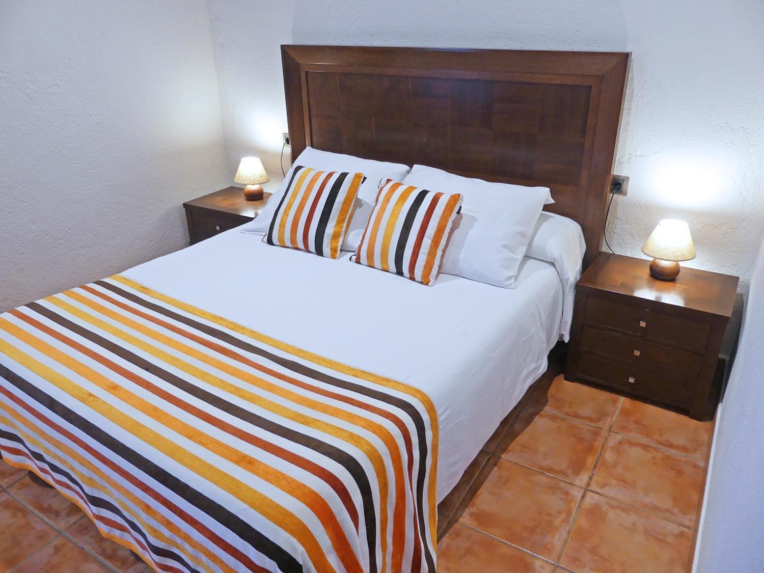 Hotel & Golf Ca La Caputxeta กัสเตโย เดมปูเรียส ภายนอก รูปภาพ