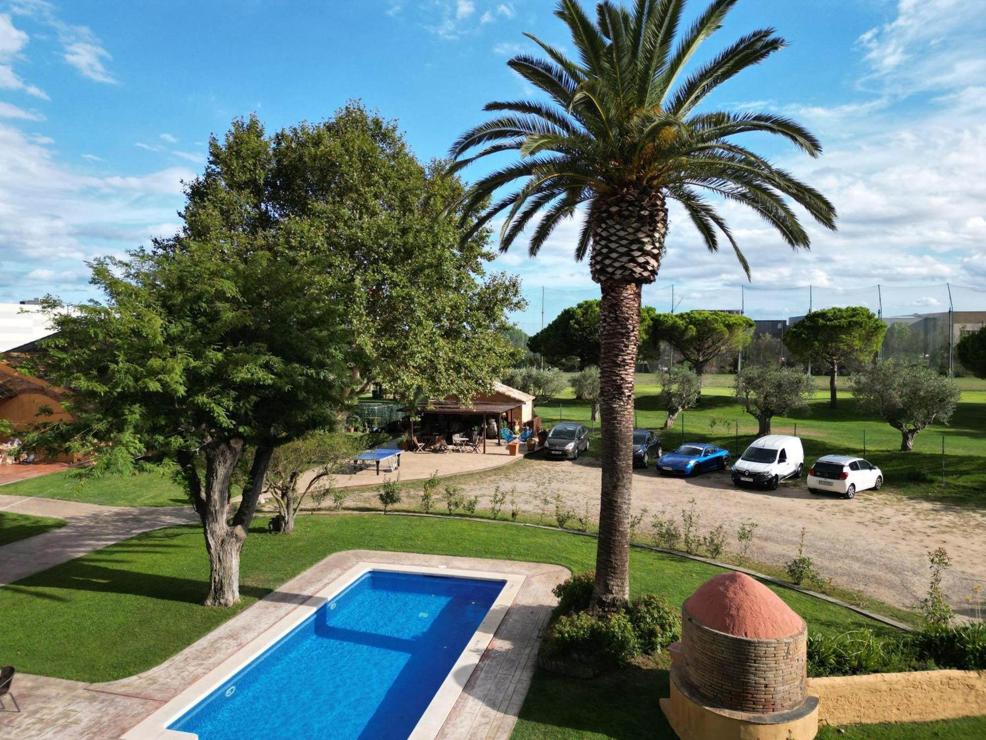 Hotel & Golf Ca La Caputxeta กัสเตโย เดมปูเรียส ภายนอก รูปภาพ
